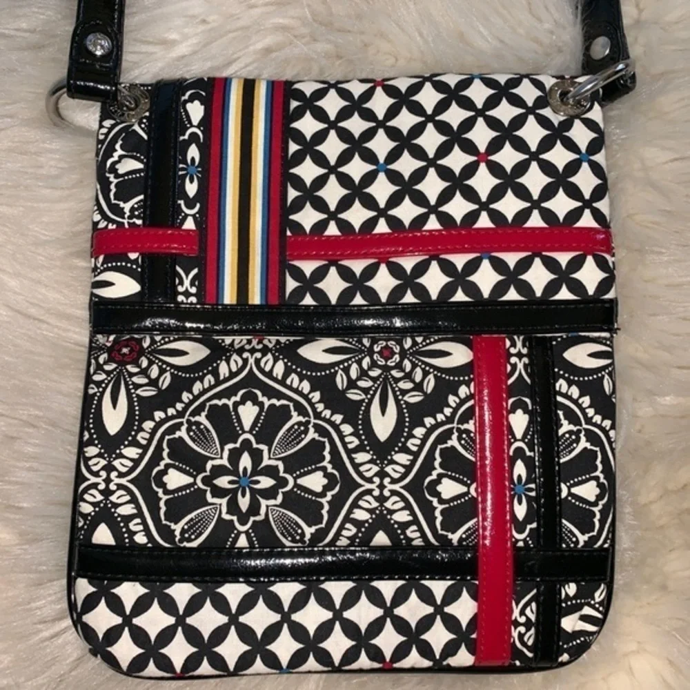 Vera Bradley fabric‎ patent leather crossbody purse